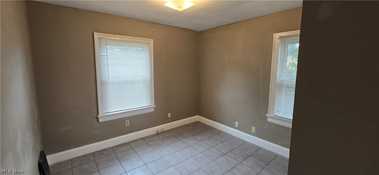914 Dan Street Akron OH 44310