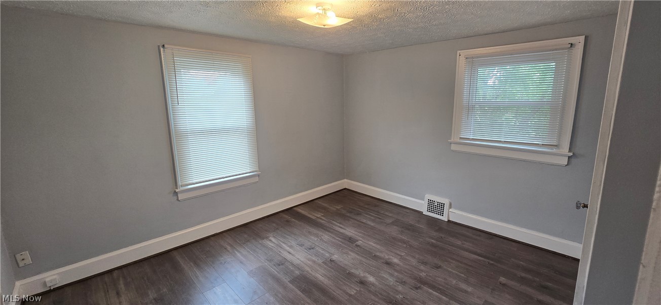914 Dan Street Akron OH 44310