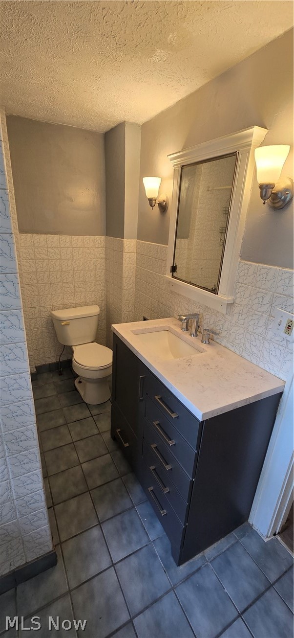 914 Dan Street Akron OH 44310