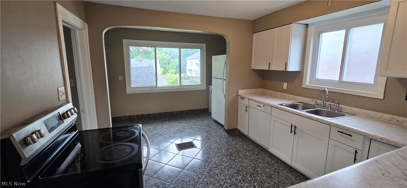 914 Dan Street Akron OH 44310