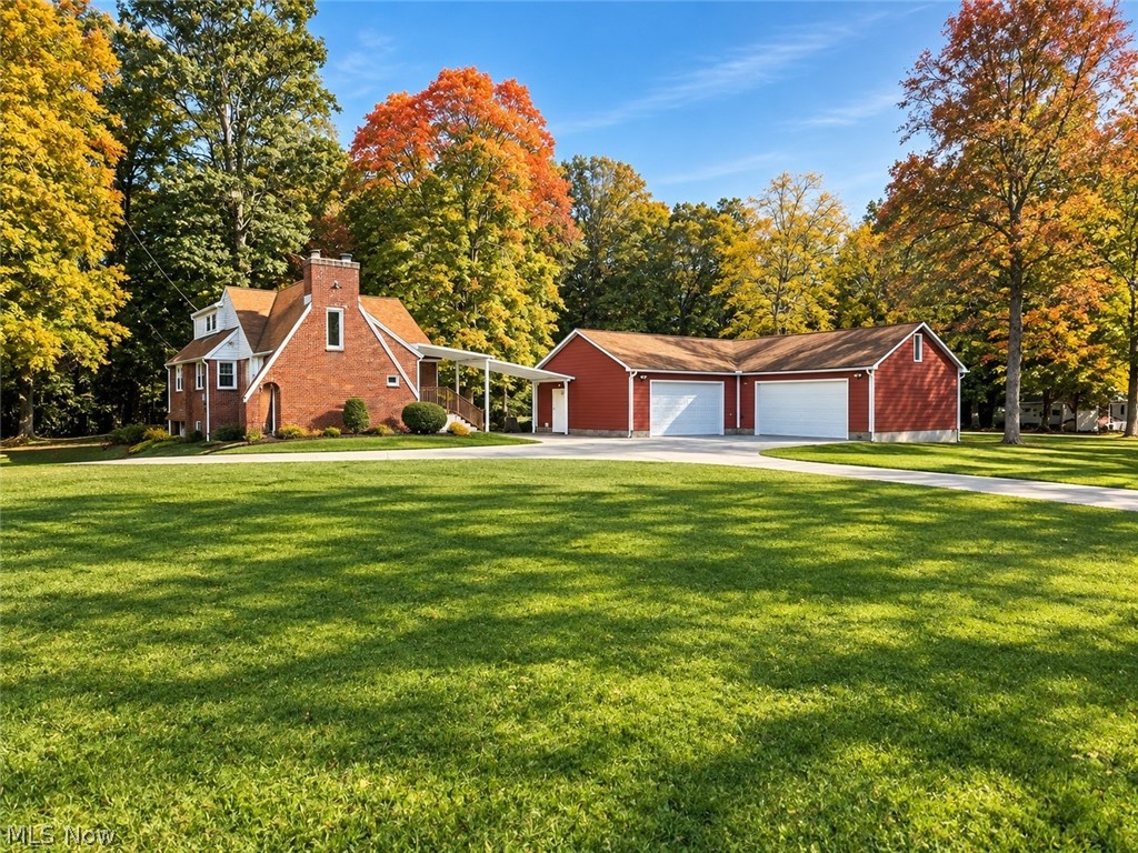 1687 Mount Pleasant Street NE Canton OH 44721