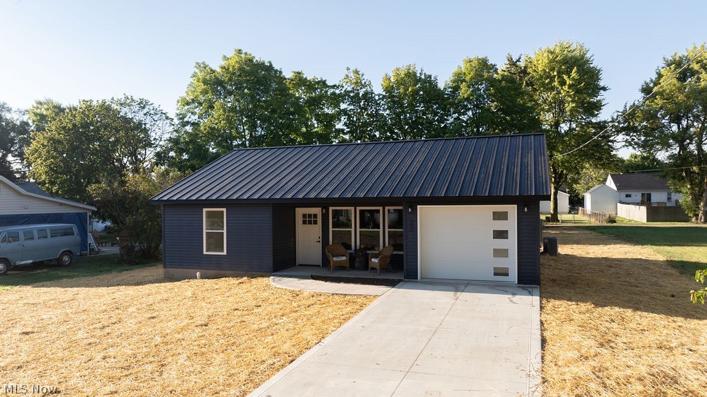 22 Summit Avenue Shelby OH 44875