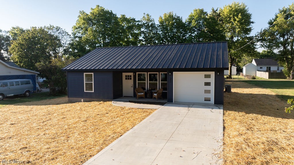 22 Summit Avenue Shelby OH 44875