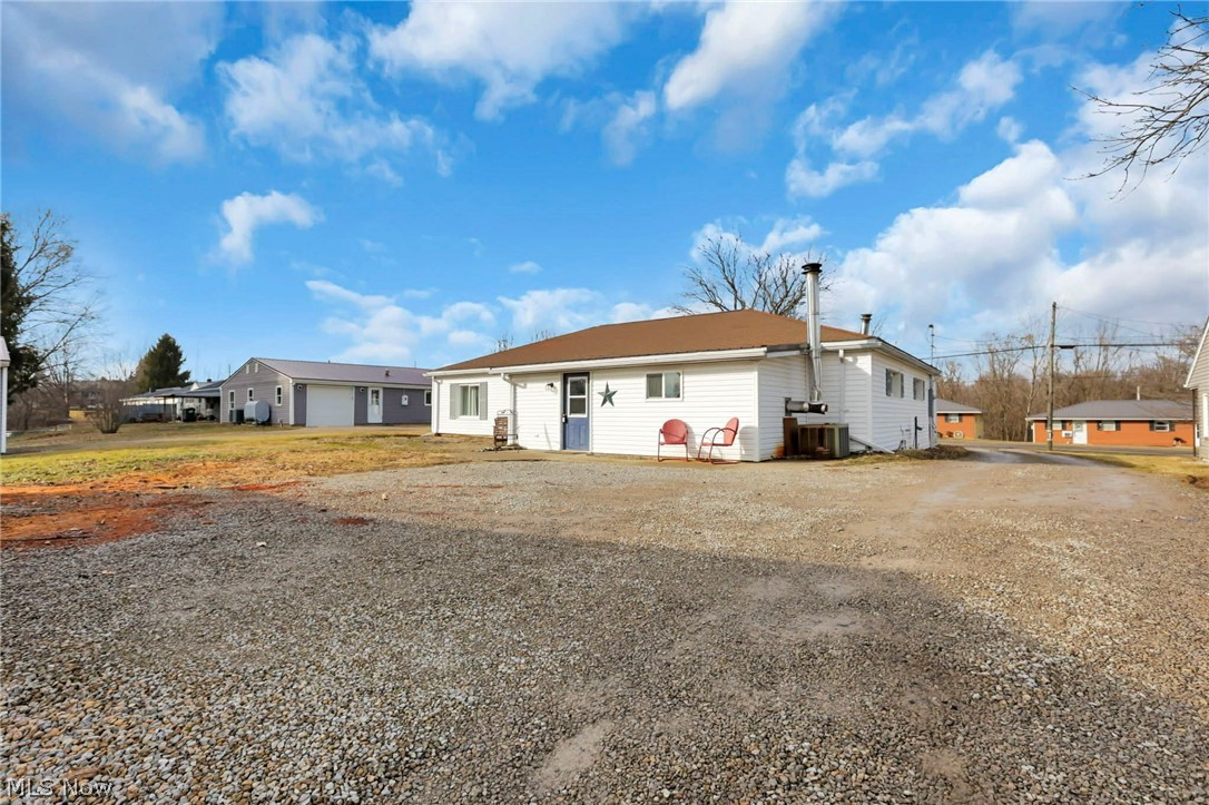 3900 Chandlersville Road Zanesville OH 43701