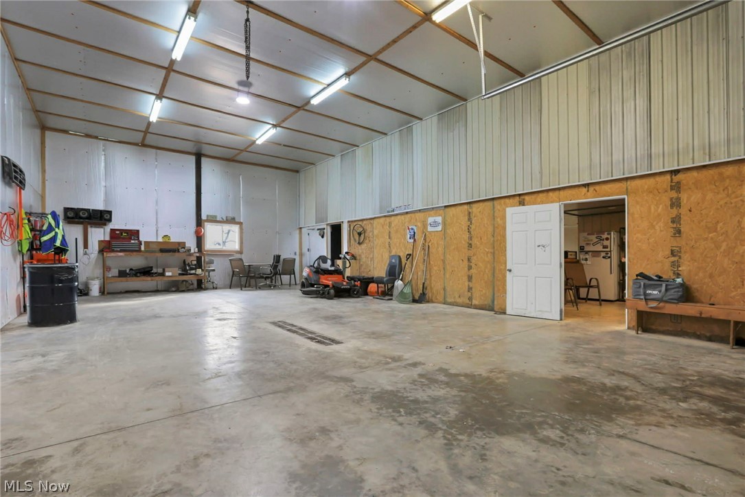 3900 Chandlersville Road Zanesville OH 43701