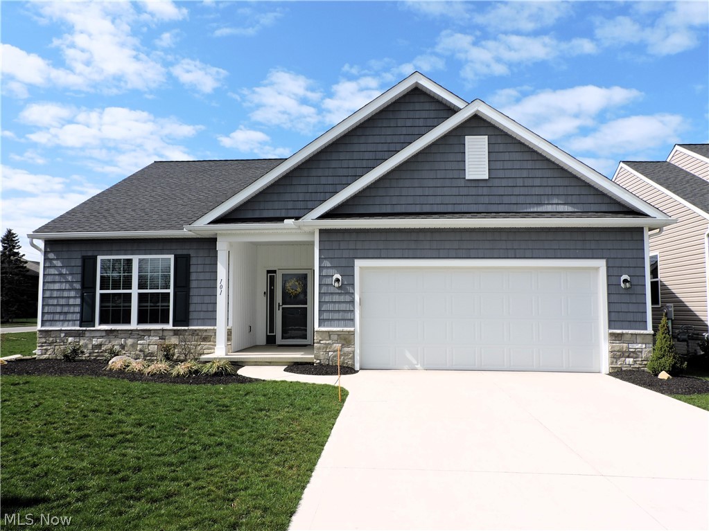 101 W Spring Drive Elyria OH 44035