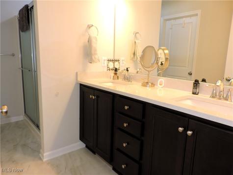 101 W Spring Drive Elyria OH 44035