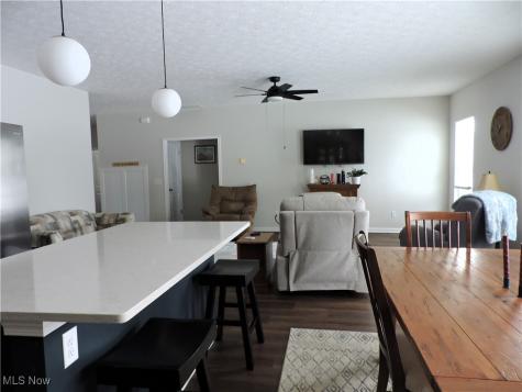 101 W Spring Drive Elyria OH 44035