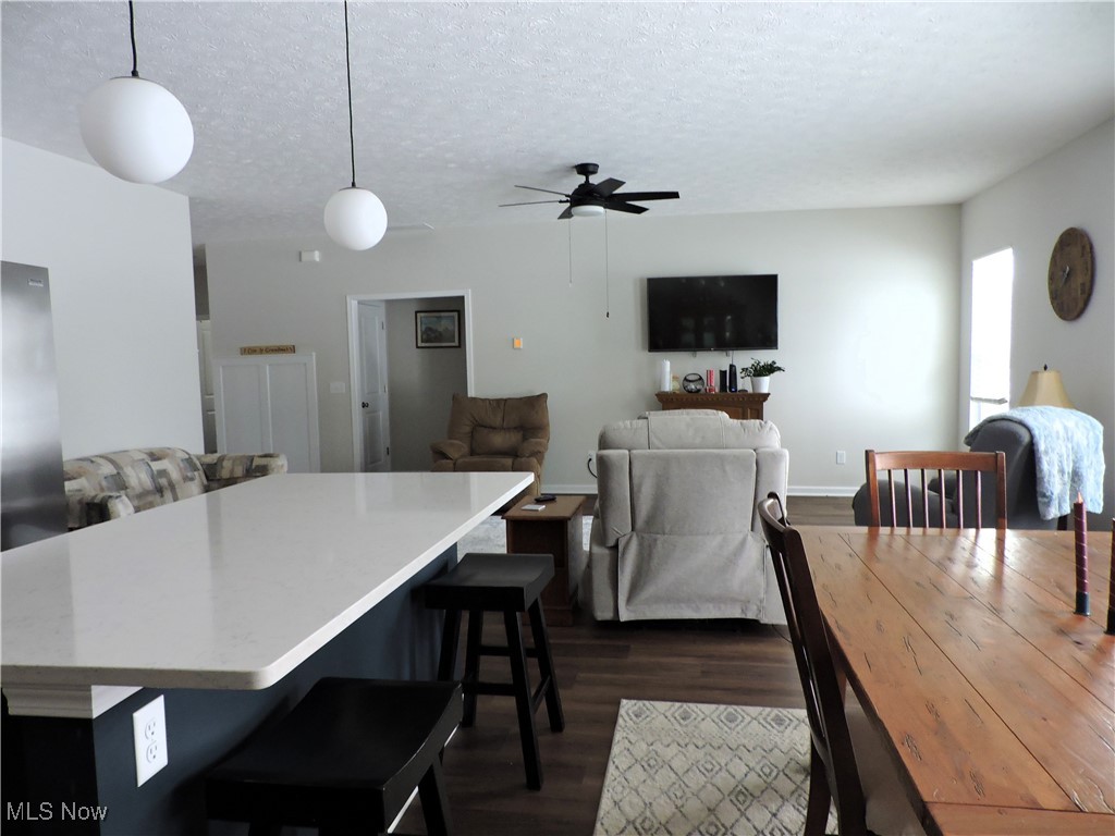 101 W Spring Drive Elyria OH 44035