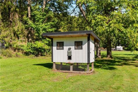 7635 N 2nd Avenue Clinton OH 44216
