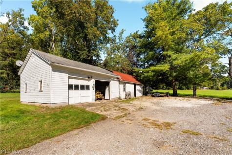 7635 N 2nd Avenue Clinton OH 44216
