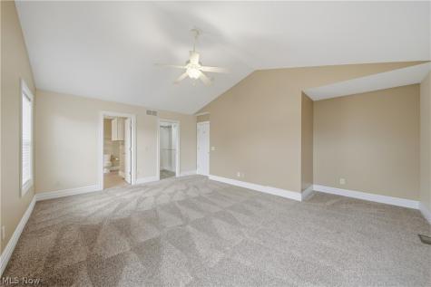 11075 Trenton Road NW Uniontown OH 44685