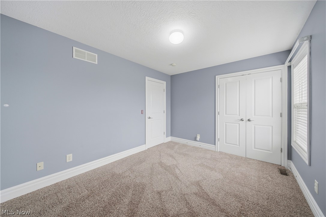 11075 Trenton Road NW Uniontown OH 44685