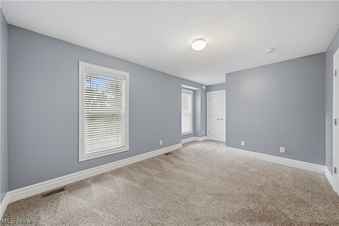 11075 Trenton Road NW Uniontown OH 44685
