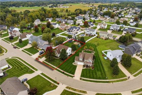 11075 Trenton Road NW Uniontown OH 44685