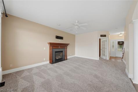 11075 Trenton Road NW Uniontown OH 44685