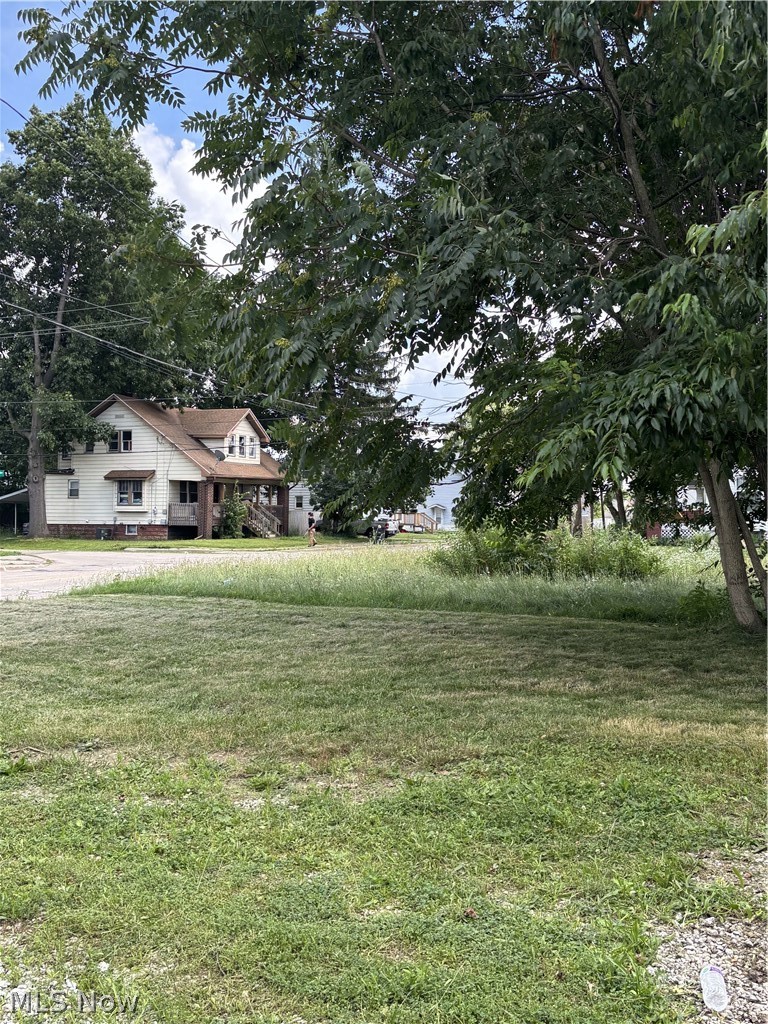 22 Verdun Drive Akron OH 44312