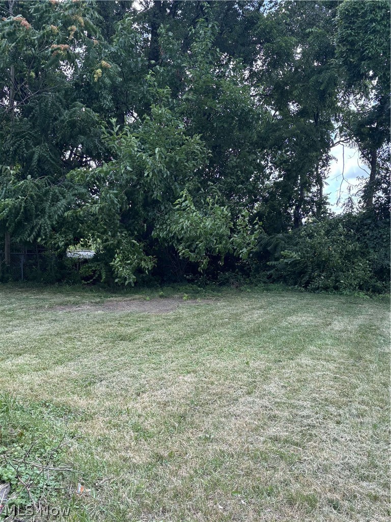 22 Verdun Drive Akron OH 44312
