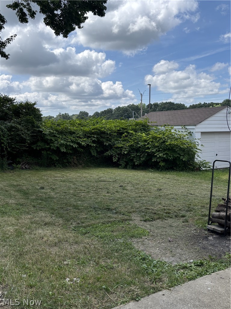 22 Verdun Drive Akron OH 44312