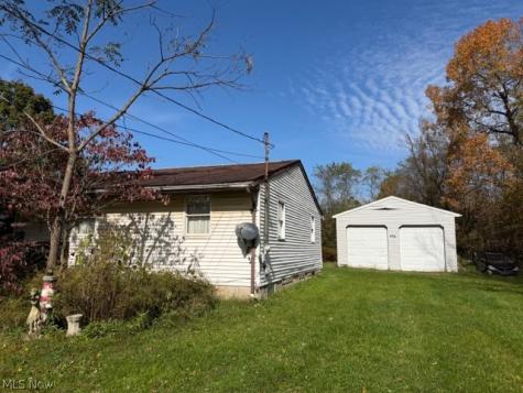 5181 Ford Street Louisville OH 44641