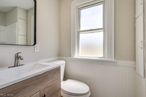 325 Evelyn Avenue Seven Hills OH 44131