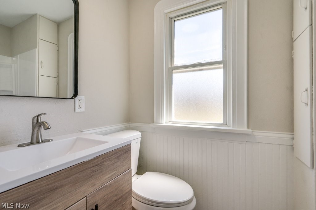 325 Evelyn Avenue Seven Hills OH 44131