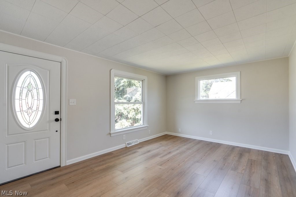 325 Evelyn Avenue Seven Hills OH 44131