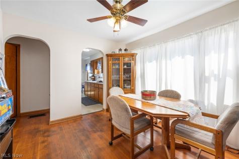 815 Iona Avenue Akron OH 44314
