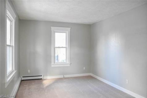 1734 Woodland Avenue NW Canton OH 44703