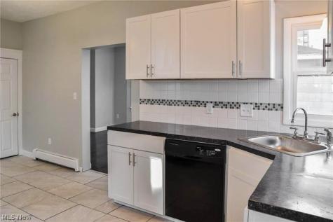 1734 Woodland Avenue NW Canton OH 44703
