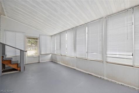 17 Schuberts Alley Olmsted Twp OH 44138