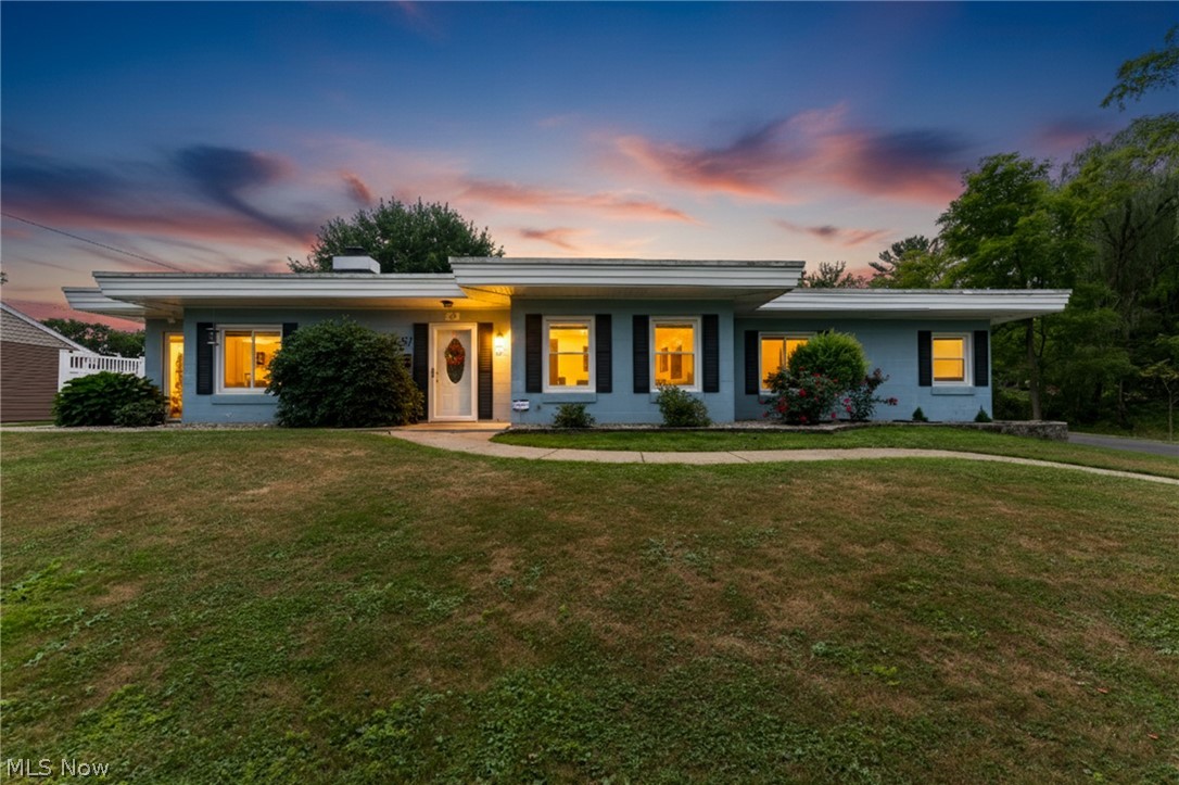 57 Belle Vista Avenue Hubbard OH 44425