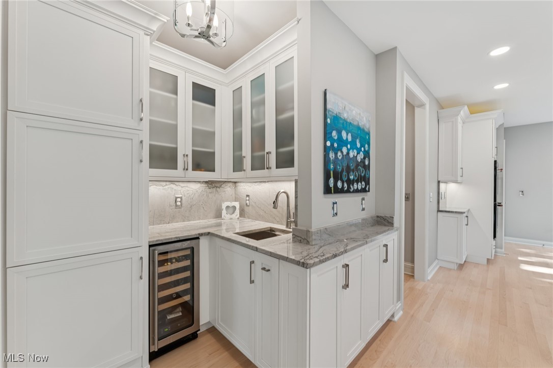 2520 Interlachen Lane Westlake OH 44145