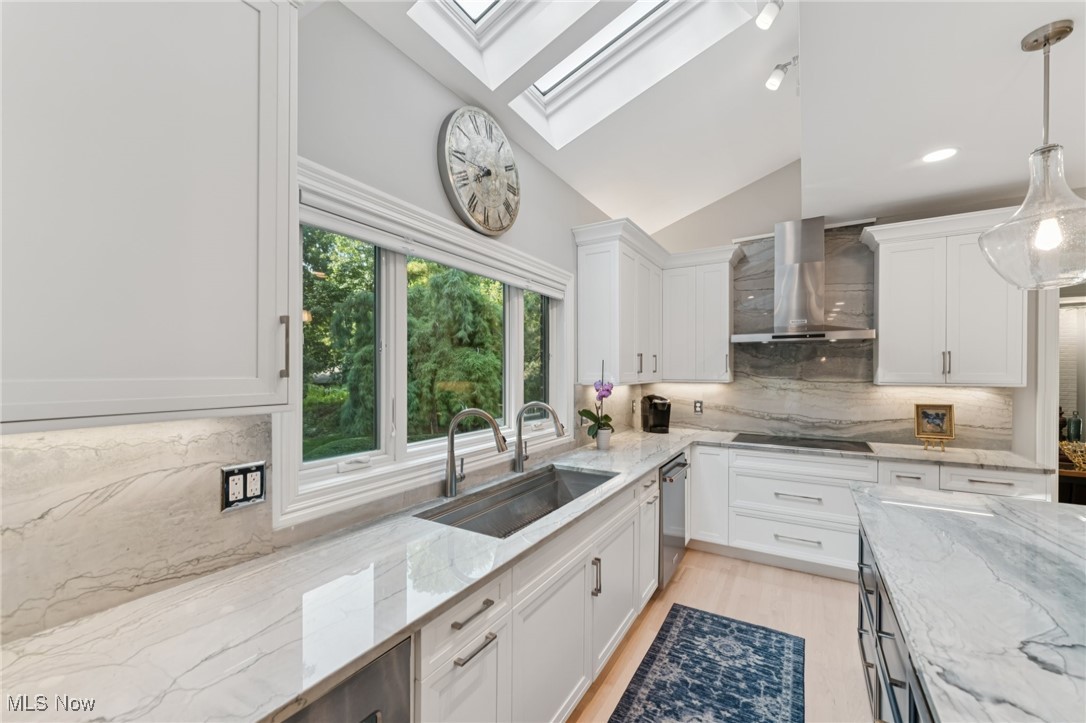 2520 Interlachen Lane Westlake OH 44145