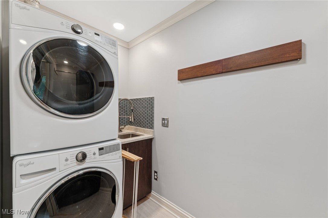 2520 Interlachen Lane Westlake OH 44145