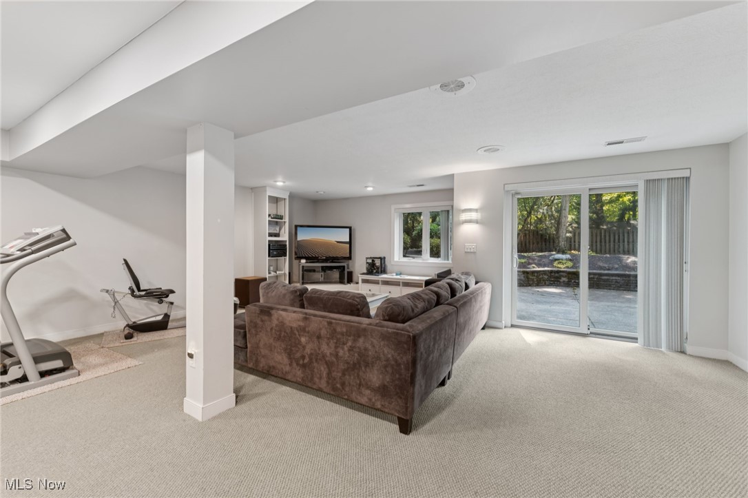 2520 Interlachen Lane Westlake OH 44145