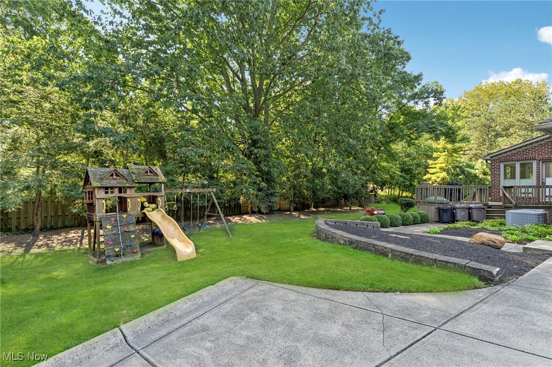 2520 Interlachen Lane Westlake OH 44145