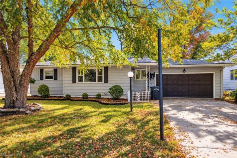 537 Randall Road Elyria OH 44035