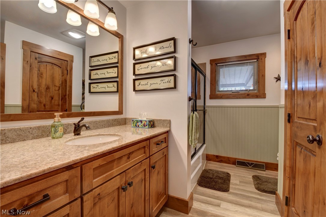 4508 Schneiders Crossing Road NW Dover OH 44622