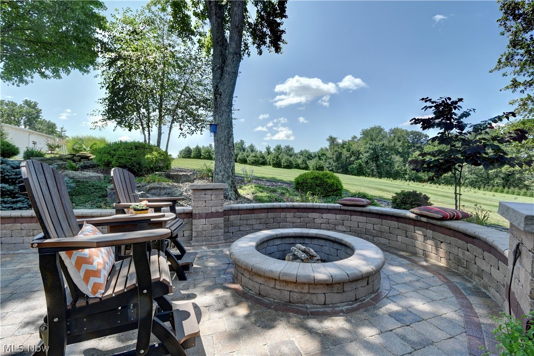 4508 Schneiders Crossing Road NW Dover OH 44622