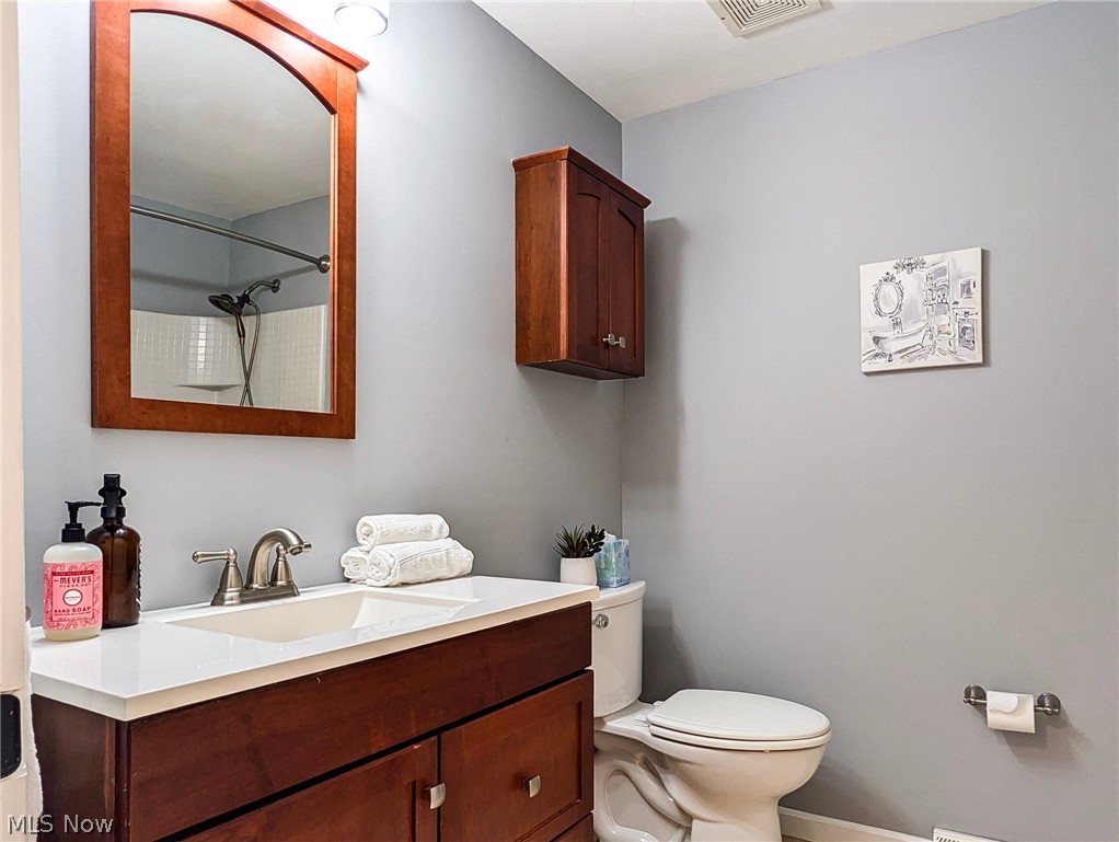 1210 Tumbleweed Street NE Uniontown OH 44685