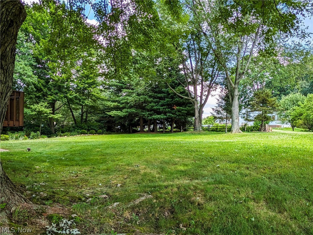 1210 Tumbleweed Street NE Uniontown OH 44685