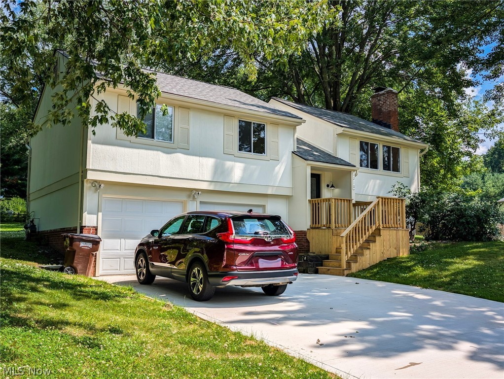 1210 Tumbleweed Street NE Uniontown OH 44685
