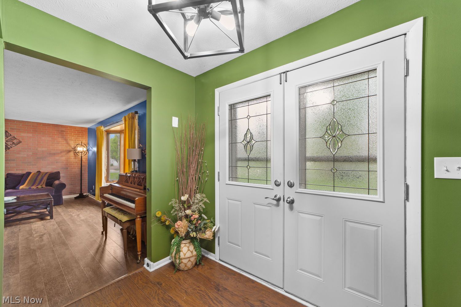 122 Lakeview Drive Avon Lake OH 44012