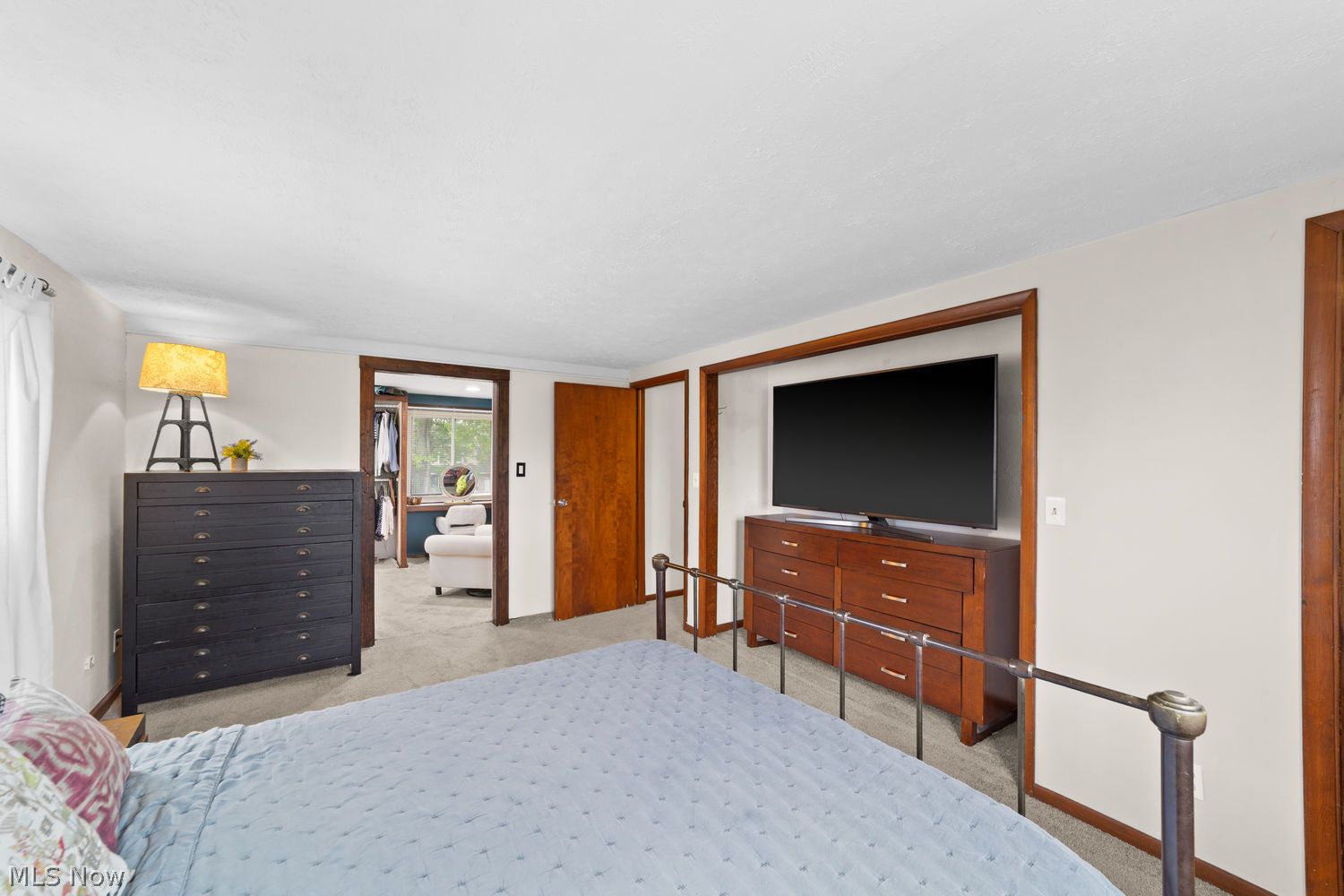 122 Lakeview Drive Avon Lake OH 44012