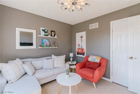 885 Holborn Road Streetsboro OH 44241