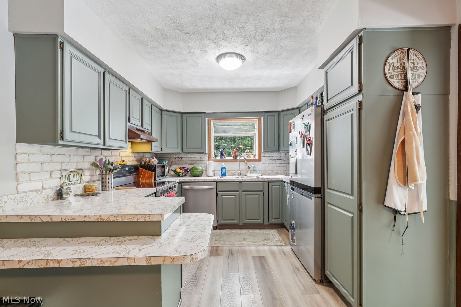 2572 S Hubbard Road Lowellville OH 44436