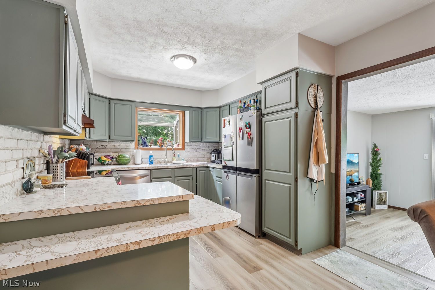 2572 S Hubbard Road Lowellville OH 44436