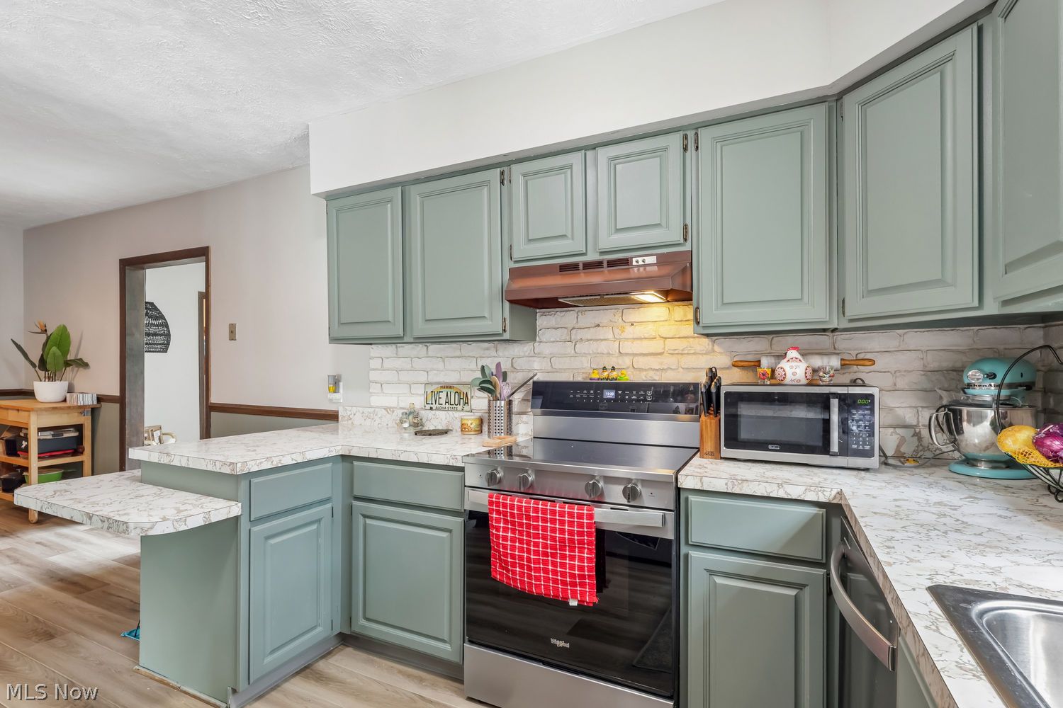 2572 S Hubbard Road Lowellville OH 44436