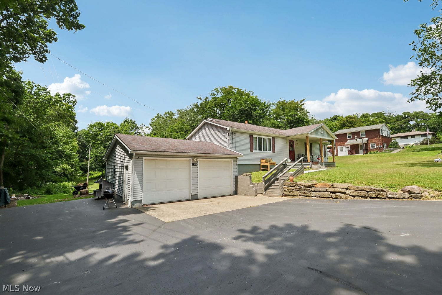 2572 S Hubbard Road Lowellville OH 44436